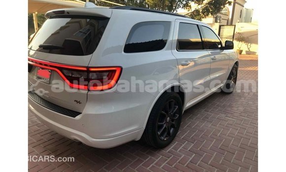 Buy Import Dodge Durango White Car in Import - Dubai in Abaco