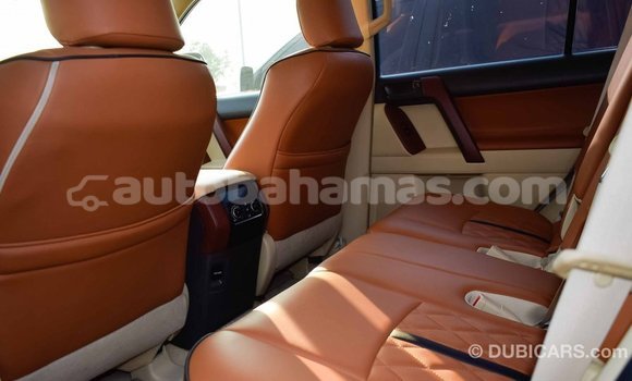 Buy Import Toyota Prado White Car in Import - Dubai in Abaco Buy Import Toyota Prado White Car in Import - Dubai in Abaco