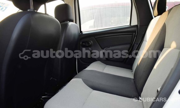Buy Import Renault Duster White Car in Import - Dubai in Abaco Buy Import Renault Duster White Car in Import - Dubai in Abaco