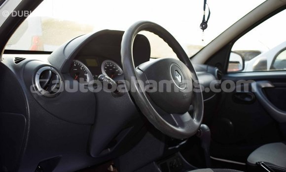 Buy Import Renault Duster White Car in Import - Dubai in Abaco Buy Import Renault Duster White Car in Import - Dubai in Abaco
