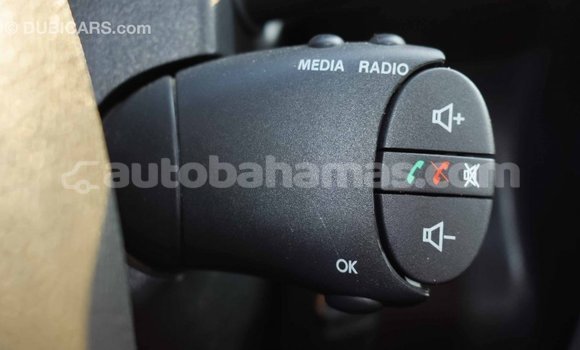 Buy Import Renault Duster White Car in Import - Dubai in Abaco Buy Import Renault Duster White Car in Import - Dubai in Abaco