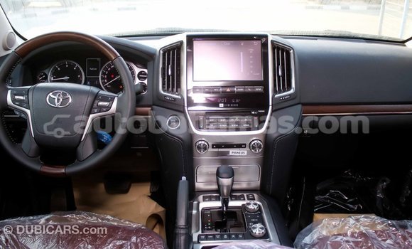 Buy Import Toyota Land Cruiser Black Car in Import - Dubai in Abaco Buy Import Toyota Land Cruiser Black Car in Import - Dubai in Abaco