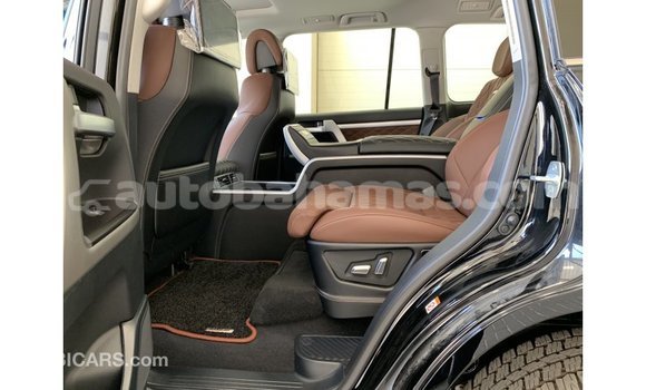 Buy Import Toyota Land Cruiser Black Car in Import - Dubai in Abaco Buy Import Toyota Land Cruiser Black Car in Import - Dubai in Abaco