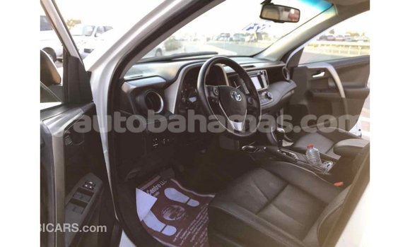 Buy Import Toyota HiAce White Truck in Import - Dubai in Abaco Buy Import Toyota HiAce White Truck in Import - Dubai in Abaco