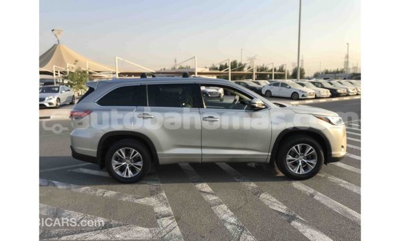 Buy Import Toyota Highlander Other Car in Import - Dubai in Abaco Buy Import Toyota Highlander Other Car in Import - Dubai in Abaco