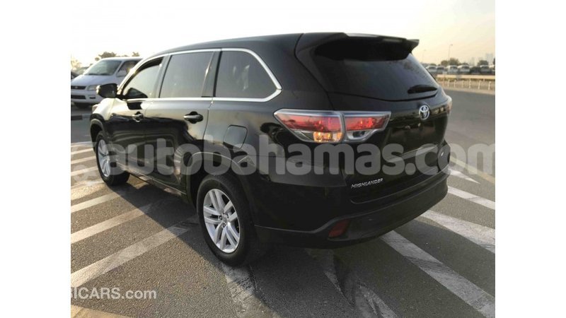 Big with watermark toyota highlander abaco import dubai 1334