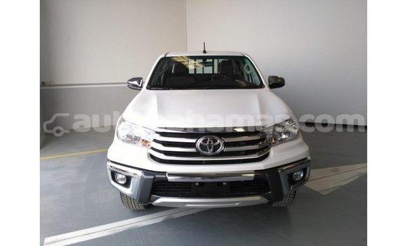 Buy Import Toyota Hilux White Car in Import - Dubai in Abaco Buy Import Toyota Hilux White Car in Import - Dubai in Abaco