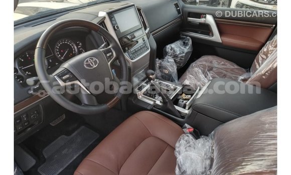 Buy Import Toyota Land Cruiser Black Car in Import - Dubai in Abaco Buy Import Toyota Land Cruiser Black Car in Import - Dubai in Abaco