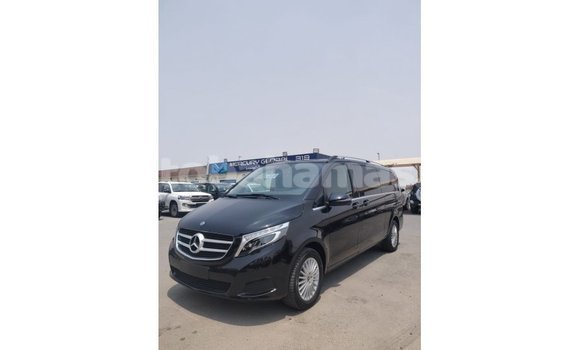 Buy Import Mercedes-Benz 250 Black Car in Import - Dubai in Abaco Buy Import Mercedes-Benz 250 Black Car in Import - Dubai in Abaco