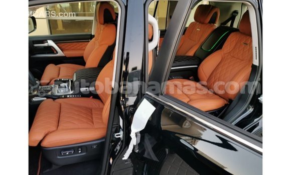 Buy Import Toyota Land Cruiser Black Car in Import - Dubai in Abaco Buy Import Toyota Land Cruiser Black Car in Import - Dubai in Abaco