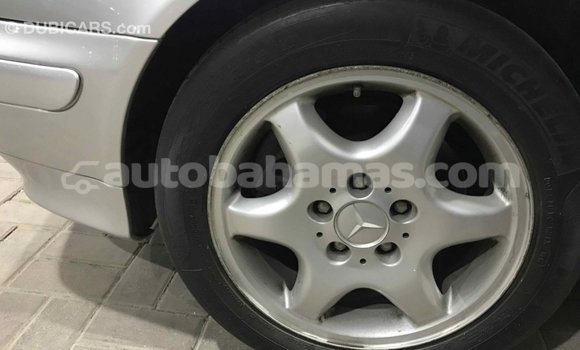 Buy Import Mercedes-Benz 190 (W201) Other Car in Import - Dubai in Abaco Buy Import Mercedes-Benz 190 (W201) Other Car in Import - Dubai in Abaco