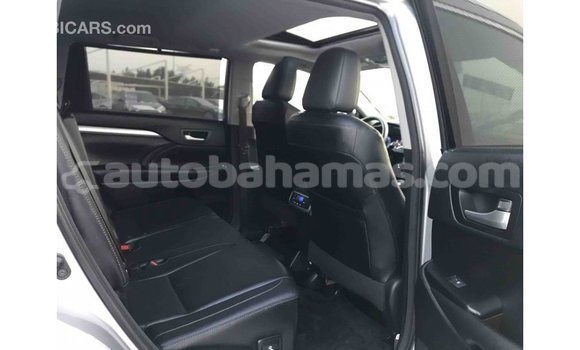 Buy Import Toyota Highlander Other Car in Import - Dubai in Abaco Buy Import Toyota Highlander Other Car in Import - Dubai in Abaco