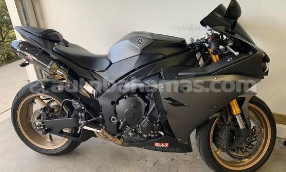 Buy Used Yamaha R1 Beige Bike in Alice Town in Biminis