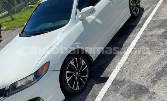 Buy Used Honda Accord White Car in Freetown in Eleuthera Buy Used Honda Accord White Car in Freetown in Eleuthera