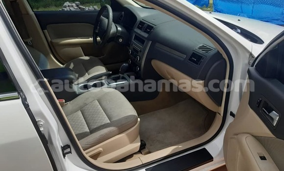 Buy Used Ford Fusion White Car in Freetown in Eleuthera Buy Used Ford Fusion White Car in Freetown in Eleuthera