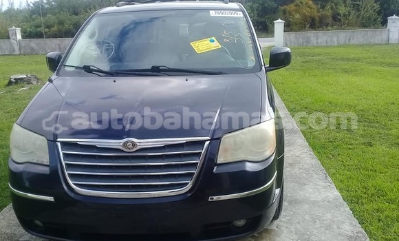 Buy Used Chrysler Town & Country Blue Car in Freetown in Eleuthera