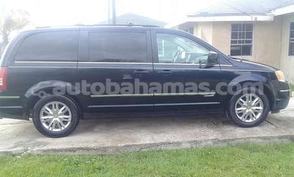 Buy Used Chrysler Town & Country Blue Car in Freetown in Eleuthera Buy Used Chrysler Town & Country Blue Car in Freetown in Eleuthera