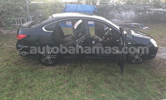 Buy Used Nissan Bluebird Black Car in Import - Dubai in Abaco
