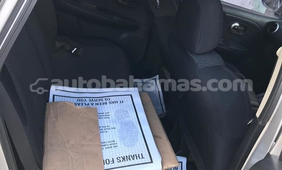 Buy Used Nissan Note Silver Car in Alice Town in Biminis Buy Used Nissan Note Silver Car in Alice Town in Biminis