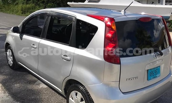 Buy Used Nissan Note Silver Car in Alice Town in Biminis Buy Used Nissan Note Silver Car in Alice Town in Biminis