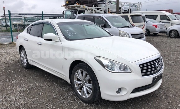 Buy Import Nissan Fuga White Car in Nicholls Town in Andros Buy Import Nissan Fuga White Car in Nicholls Town in Andros