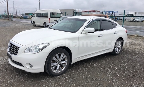 Buy Import Nissan Fuga White Car in Nicholls Town in Andros Buy Import Nissan Fuga White Car in Nicholls Town in Andros