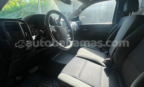 Buy Used Chevrolet Silverado White Car in Marsh Harbour in Abaco Buy Used Chevrolet Silverado White Car in Marsh Harbour in Abaco