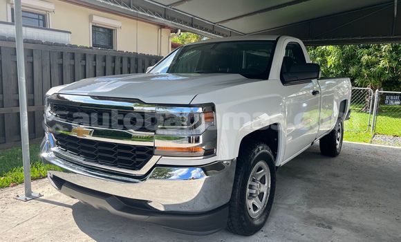 Buy Used Chevrolet Silverado White Car in Marsh Harbour in Abaco Buy Used Chevrolet Silverado White Car in Marsh Harbour in Abaco