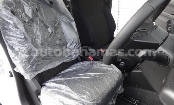 Buy Used Suzuki Jimny White Car in Marsh Harbour in Abaco Buy Used Suzuki Jimny White Car in Marsh Harbour in Abaco