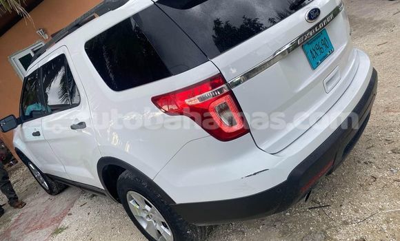 Buy Used Ford Explorer White Car in Marsh Harbour in Abaco Buy Used Ford Explorer White Car in Marsh Harbour in Abaco