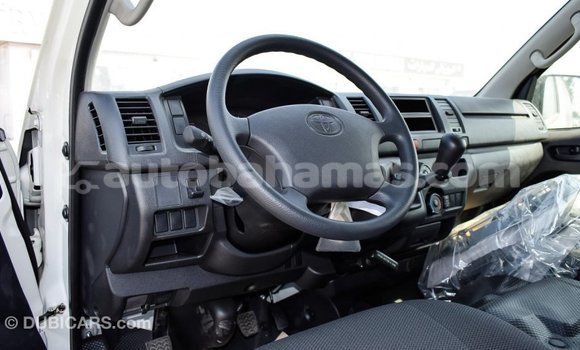 Buy Import Toyota Hiace White Car in Import - Dubai in Abaco Buy Import Toyota Hiace White Car in Import - Dubai in Abaco