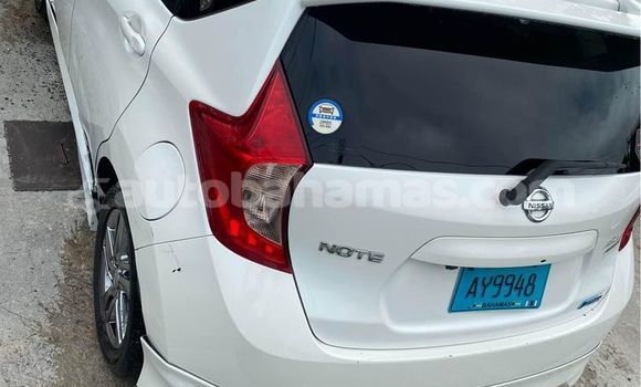Buy Used Nissan Note White Car in Marsh Harbour in Abaco Buy Used Nissan Note White Car in Marsh Harbour in Abaco