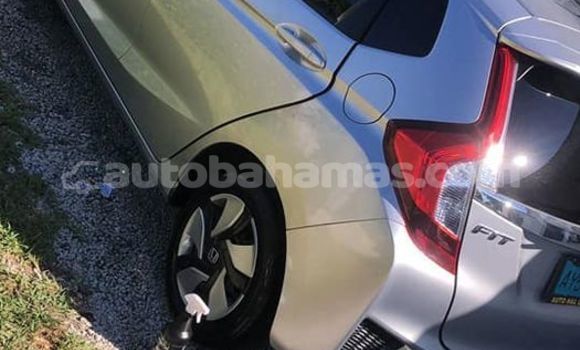 Buy Used Honda FIT Other Car in Freetown in Eleuthera