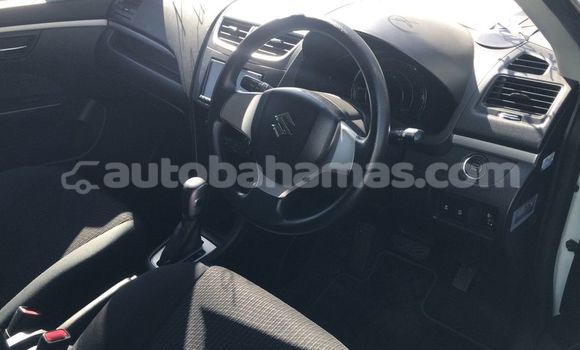 Buy Used Suzuki Swift White Car in Import - Dubai in Abaco Buy Used Suzuki Swift White Car in Import - Dubai in Abaco