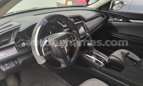 Buy Used Honda Civic White Car in Marsh Harbour in Abaco Buy Used Honda Civic White Car in Marsh Harbour in Abaco