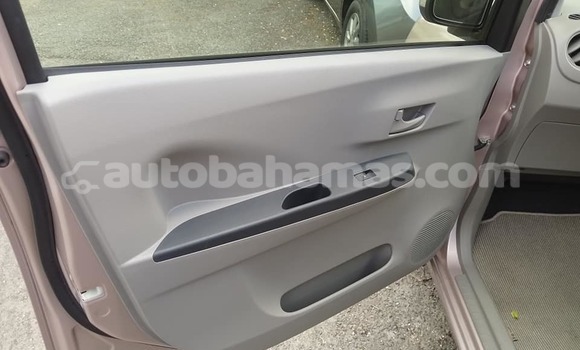 Buy Used Daihatsu Mira Other Car in Marsh Harbour in Abaco Buy Used Daihatsu Mira Other Car in Marsh Harbour in Abaco