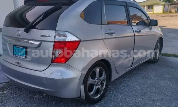 Buy Used Honda Avancier Other Car in Rock Sound in Eleuthera Buy Used Honda Avancier Other Car in Rock Sound in Eleuthera