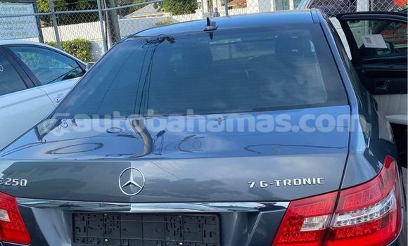 Buy Used Mercedes-Benz 190 (W201) Other Car in Marsh Harbour in Abaco Buy Used Mercedes-Benz 190 (W201) Other Car in Marsh Harbour in Abaco