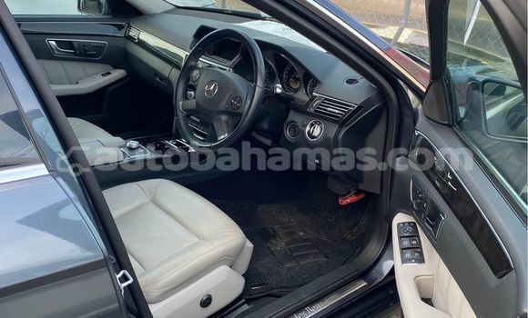 Buy Used Mercedes-Benz 190 (W201) Other Car in Marsh Harbour in Abaco Buy Used Mercedes-Benz 190 (W201) Other Car in Marsh Harbour in Abaco