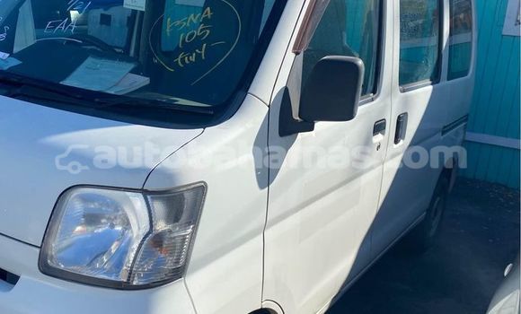 Buy Used Daihatsu Hijet White Car in Import - Dubai in Abaco Buy Used Daihatsu Hijet White Car in Import - Dubai in Abaco