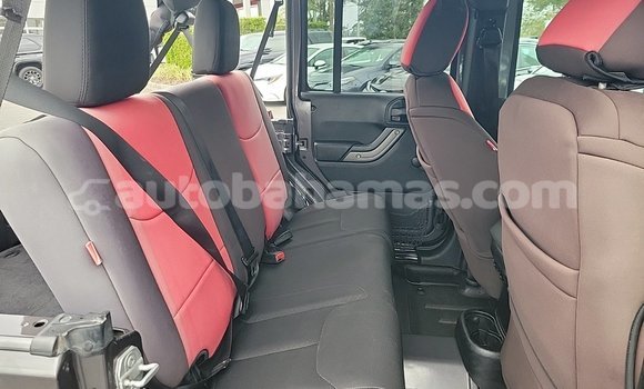 Buy Used Jeep Wrangler Silver Car in Marsh Harbour in Abaco Buy Used Jeep Wrangler Silver Car in Marsh Harbour in Abaco