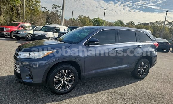 Buy Used Toyota Highlander Blue Car in Marsh Harbour in Abaco Buy Used Toyota Highlander Blue Car in Marsh Harbour in Abaco