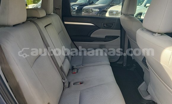 Buy Used Toyota Highlander Blue Car in Marsh Harbour in Abaco Buy Used Toyota Highlander Blue Car in Marsh Harbour in Abaco