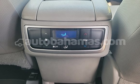 Buy Used Toyota Highlander Blue Car in Marsh Harbour in Abaco Buy Used Toyota Highlander Blue Car in Marsh Harbour in Abaco