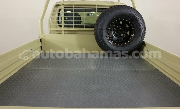 Buy Used Toyota Land Cruiser Brown Car in Freetown in Eleuthera Buy Used Toyota Land Cruiser Brown Car in Freetown in Eleuthera
