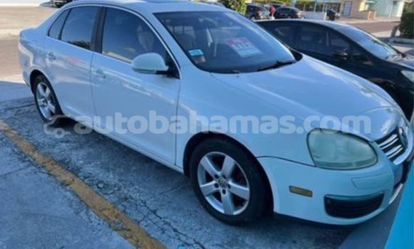 Buy Used Volkswagen Jetta White Car in Marsh Harbour in Abaco Buy Used Volkswagen Jetta White Car in Marsh Harbour in Abaco