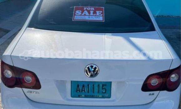 Buy Used Volkswagen Jetta White Car in Marsh Harbour in Abaco Buy Used Volkswagen Jetta White Car in Marsh Harbour in Abaco