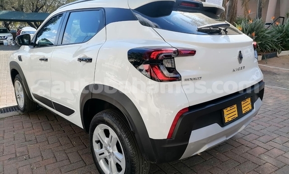 Buy Used Renault KWID White Car in Freetown in Eleuthera Buy Used Renault KWID White Car in Freetown in Eleuthera