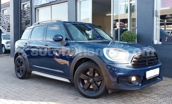 Buy Used Mini Countryman Blue Car in Freetown in Eleuthera