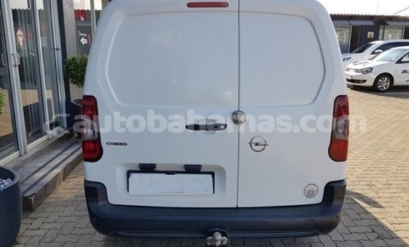 Buy Used Opel Combo White Car in Freetown in Eleuthera Buy Used Opel Combo White Car in Freetown in Eleuthera